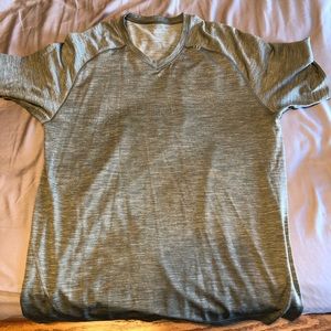 Lululemon metal vent v neck